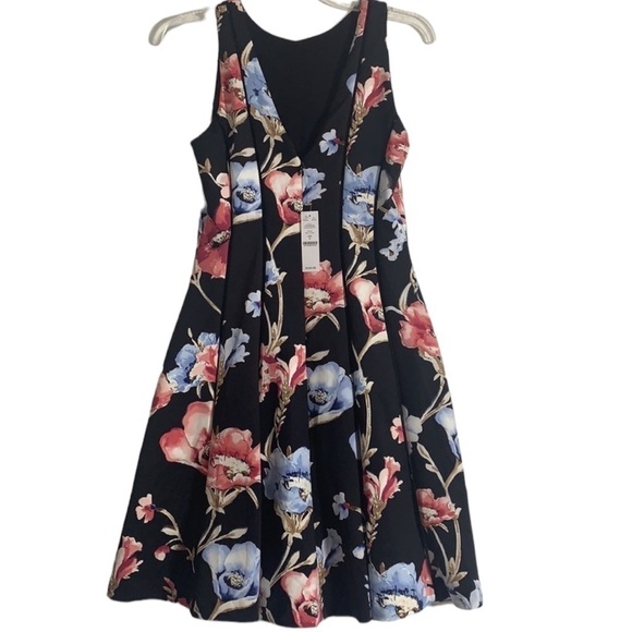 - NWT WHBM Black Pink Floral Print Scuba Fit N Flare Dress - Picture 5 of 13